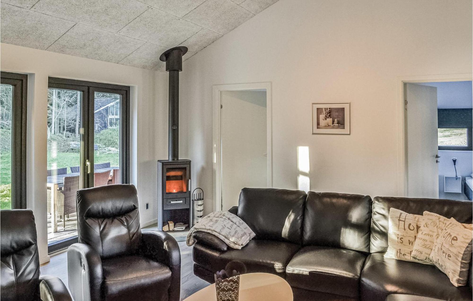 Amazing Home In Ebeltoft With Indoor Swimming Pool Εξωτερικό φωτογραφία